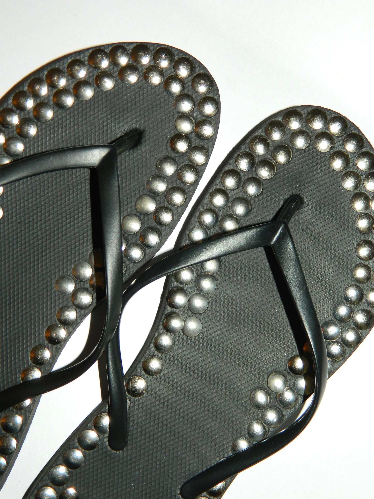 "Classic Stunner" Flip Flops- black
