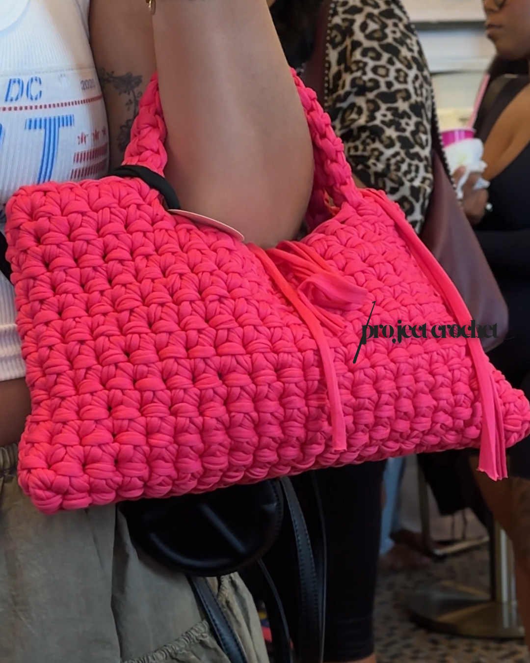 Midi "Hands On" Bag- pink